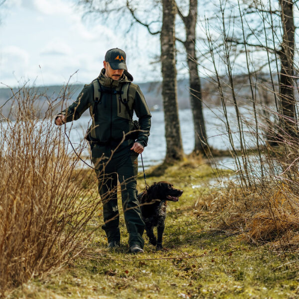 Lynx Antibite Hunting