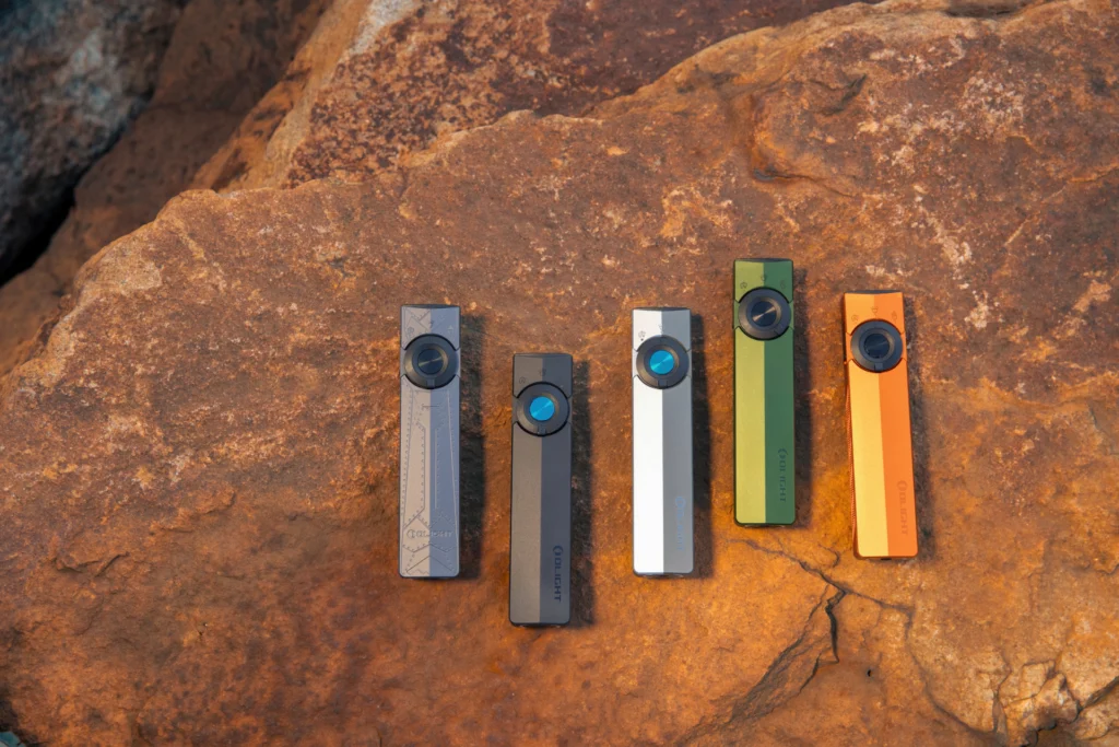 Linterna LED UV puntero verde ArkPro Olight lifestyle colores